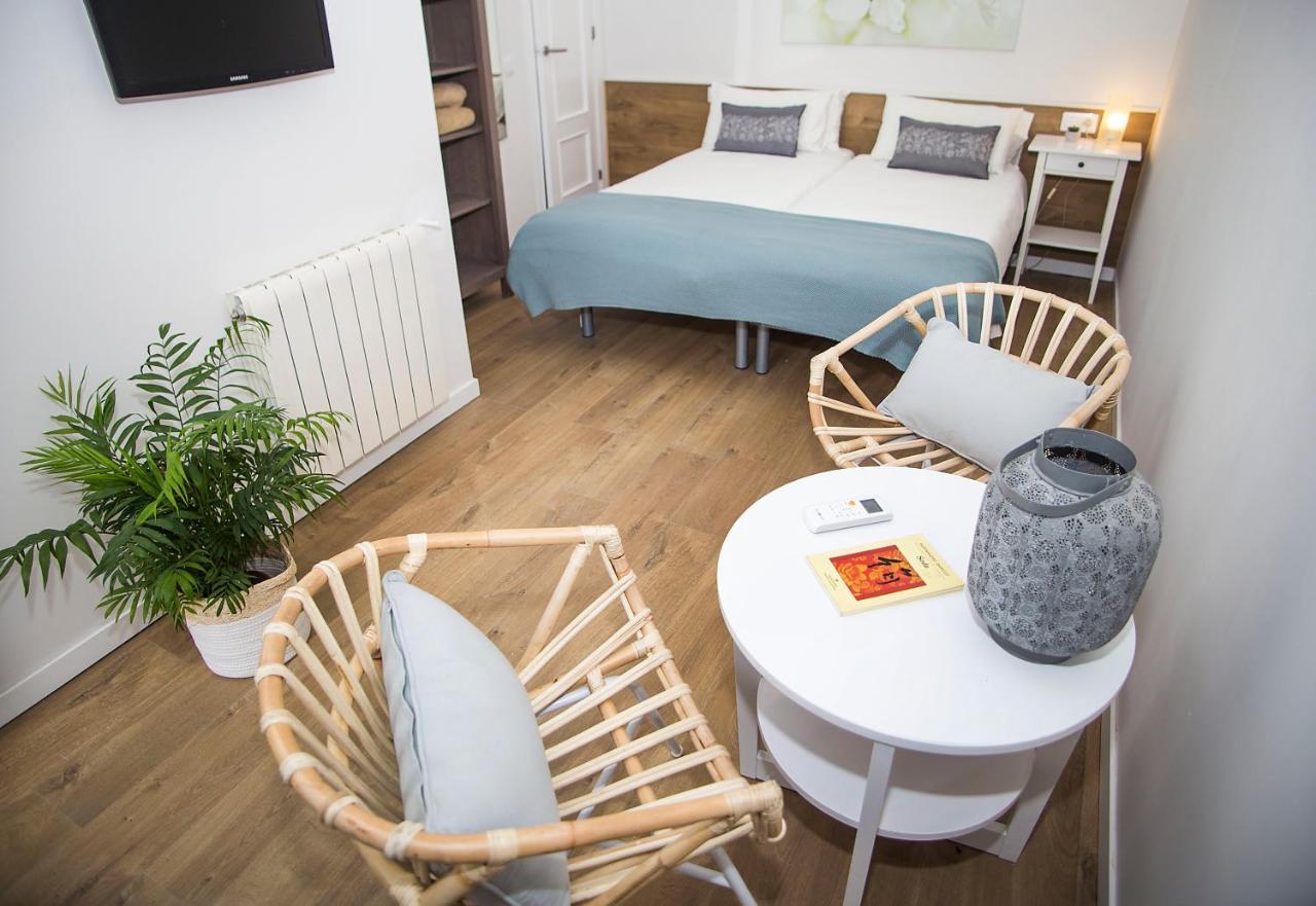 Mai & Maud Ronda Apartment Barcelona Exterior photo